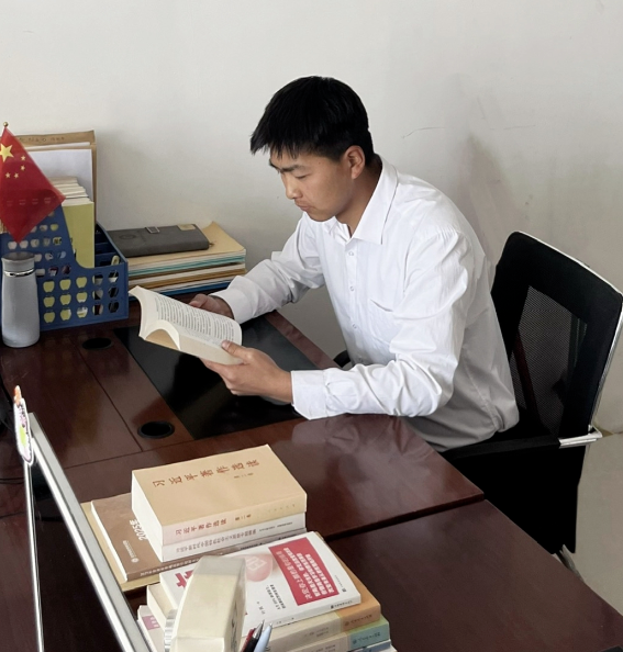 书韵校园・师者荐书 | 《习近平著作选读》