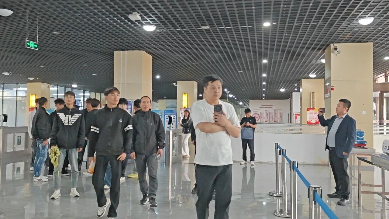 校园开放研学活动 | 青春逐梦进校园 实地探访识新知